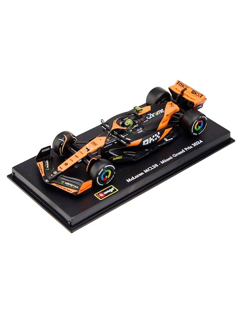 Automóvil McLaren MCL38 1