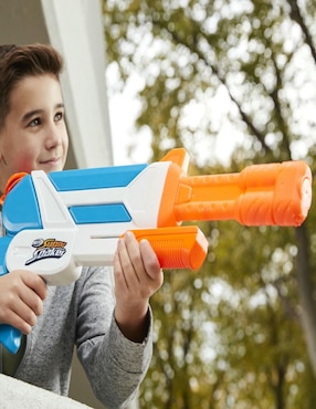 Lanzador de agua Nerf Super soaker twister
