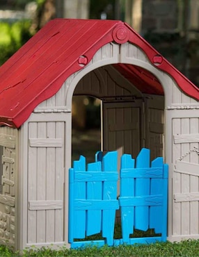 Casa de juegos Keter