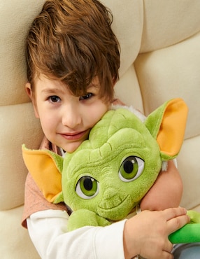 Peluche de Yoda Hasbro de 34 cm