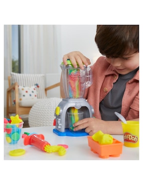 Set Licuadora de batidos coloridos Play Doh