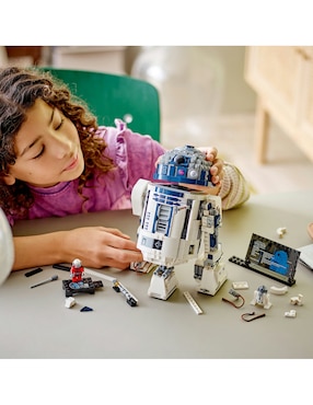 Lego Star Wars R2-D2 75379