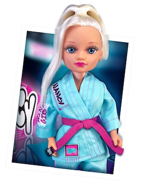 Muñeca Nancy Judo
