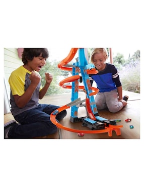 Pista armable Hot Wheels Torre de choque aéreo