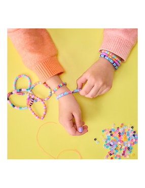 Stack'd heishi bracelet studio Cool Maker