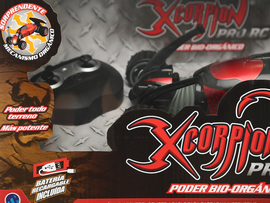carro de control remoto xcorpion toy plus