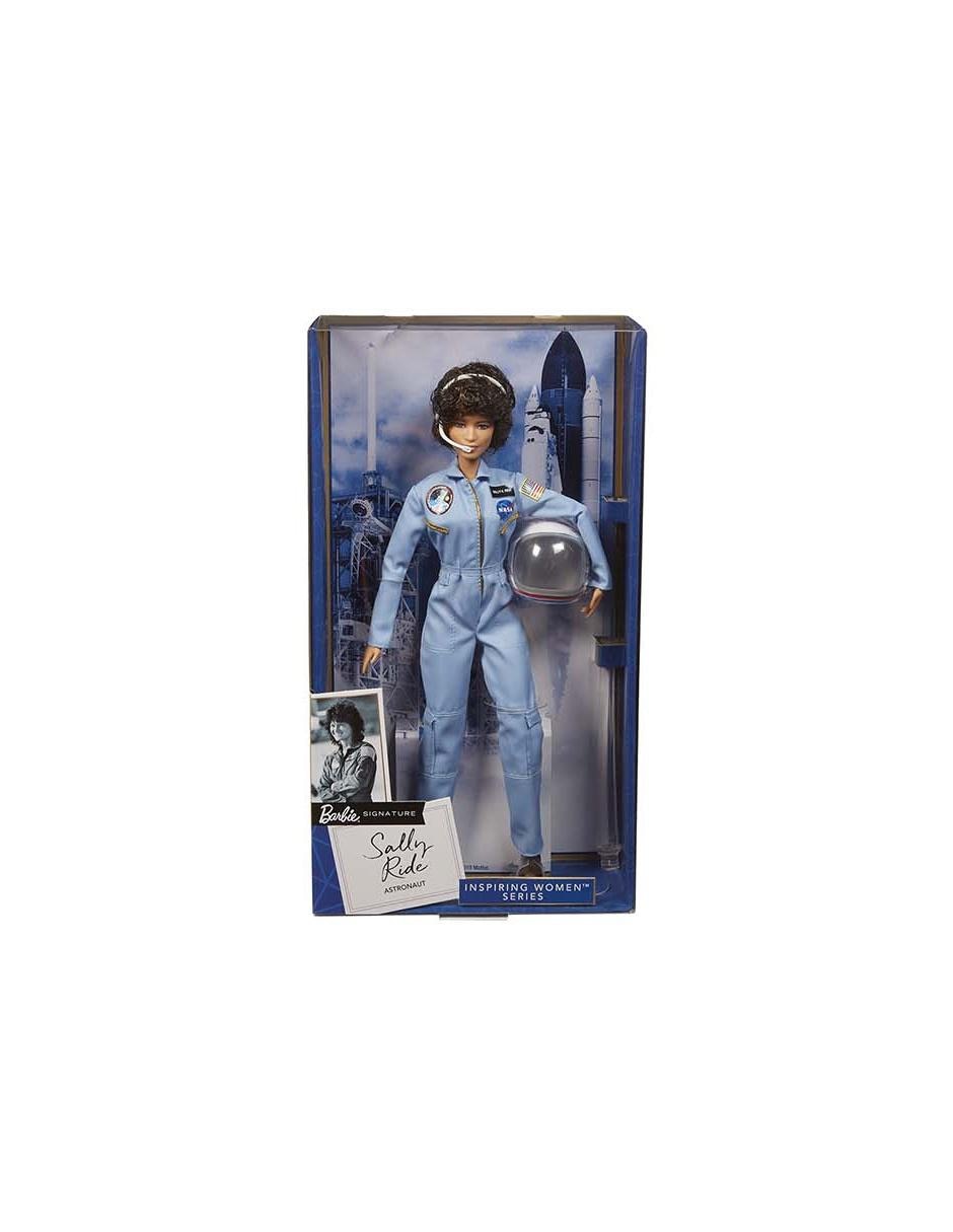 Muñeca colección sally ride