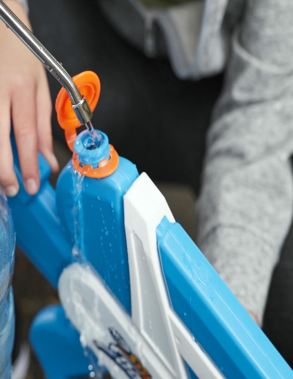 Lanzador de agua Super soaker twister 10