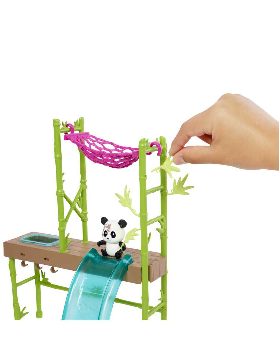 Muñeca Cuidadora de pandas