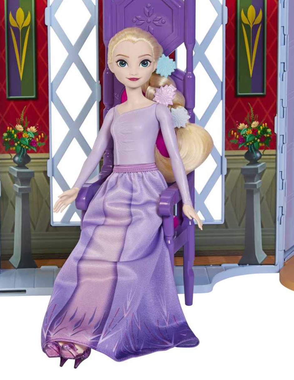 Muñeca Mattel Castillo Arendelle con Elsa 6