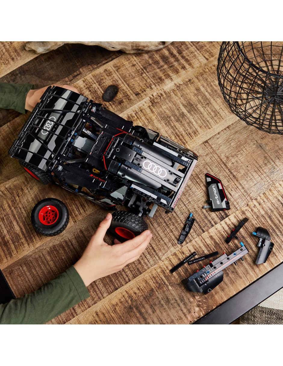 Lego Audi RS Q e-tron 42160 Technic 4