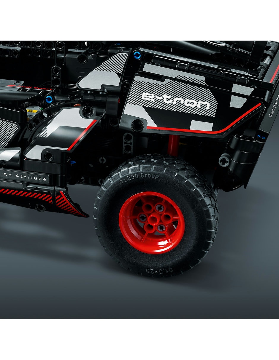 Lego Audi RS Q e-tron 42160 Technic 7