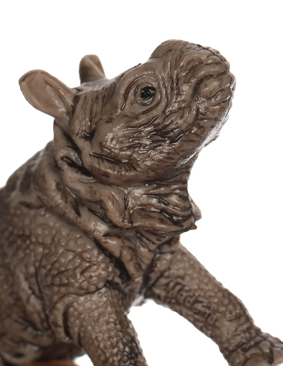 Figura de cría de rinoceronte indio 4