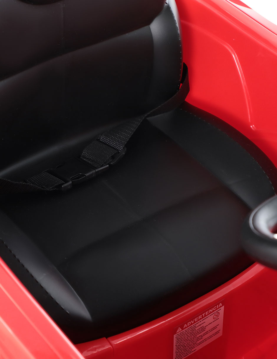 Vehículo montable Fiat recargable 8