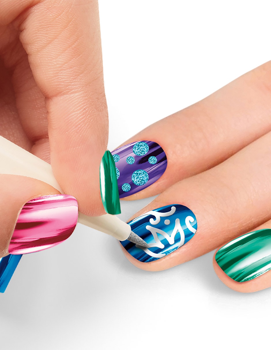 Metallic rainbow nail art 7