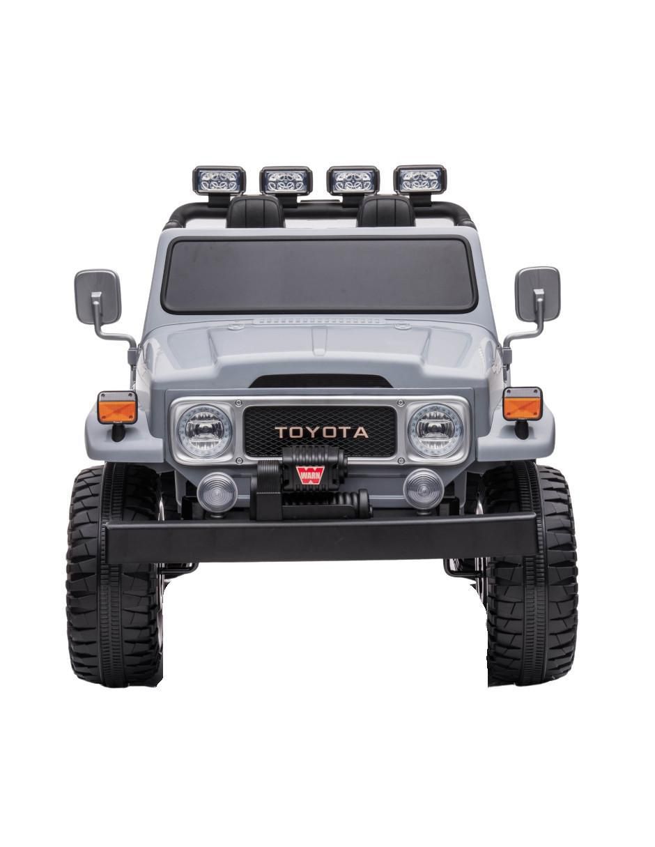 Automóvil montable de batería 2