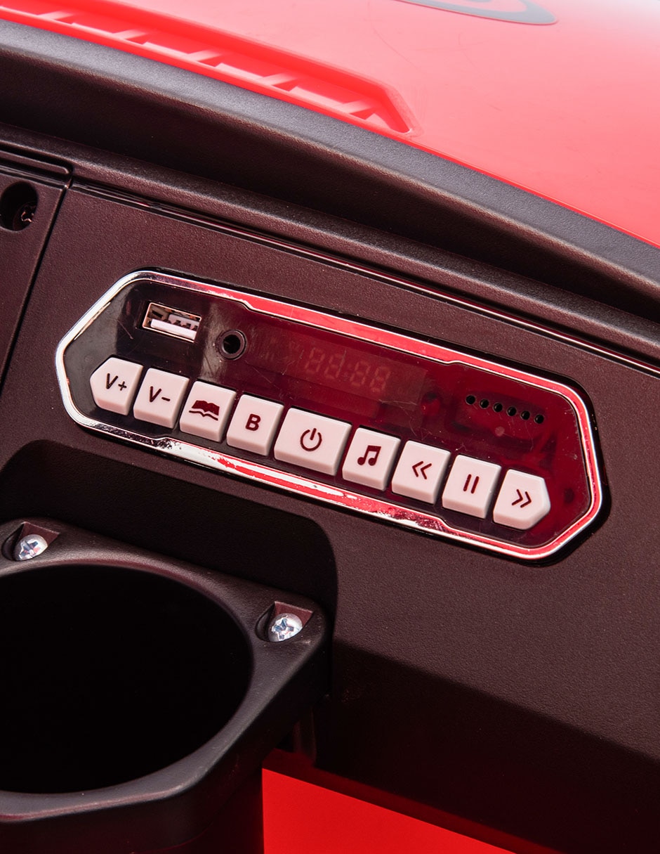 Automóvil montable recargable 10