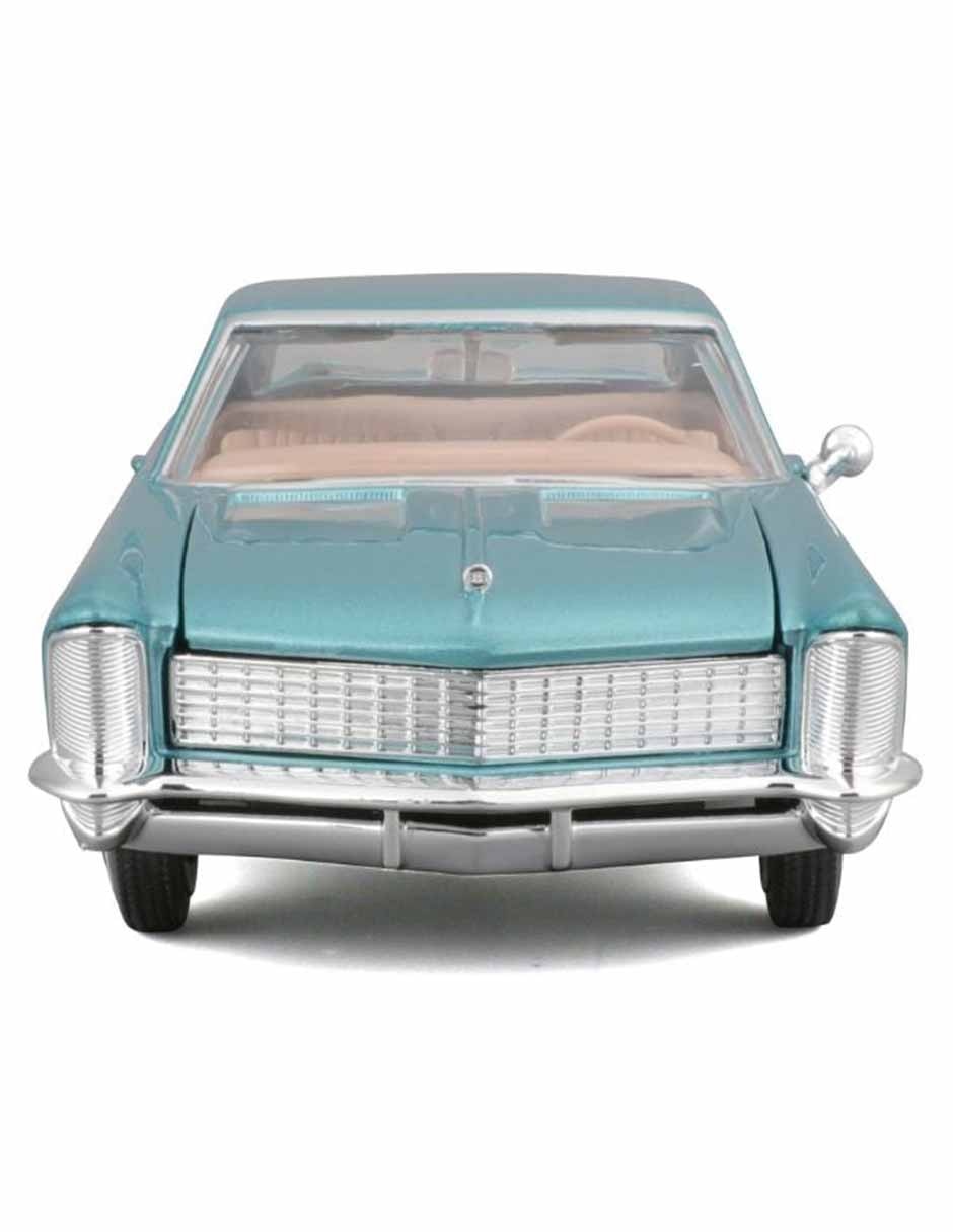 Vehículo a escala 1965 Buick Rivera 6
