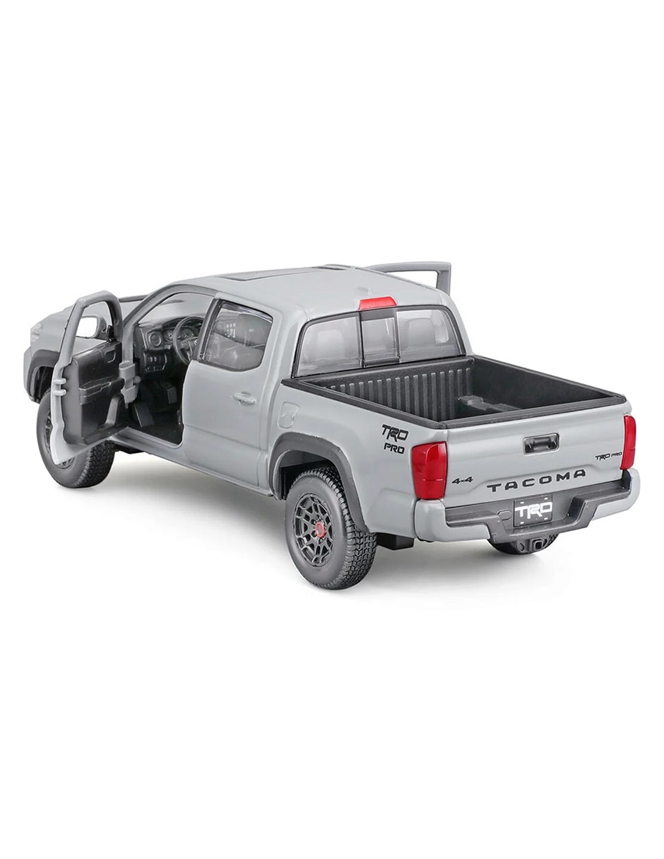 Vehículo a escala 2023 Toyota Tacoma TRD PRO 2
