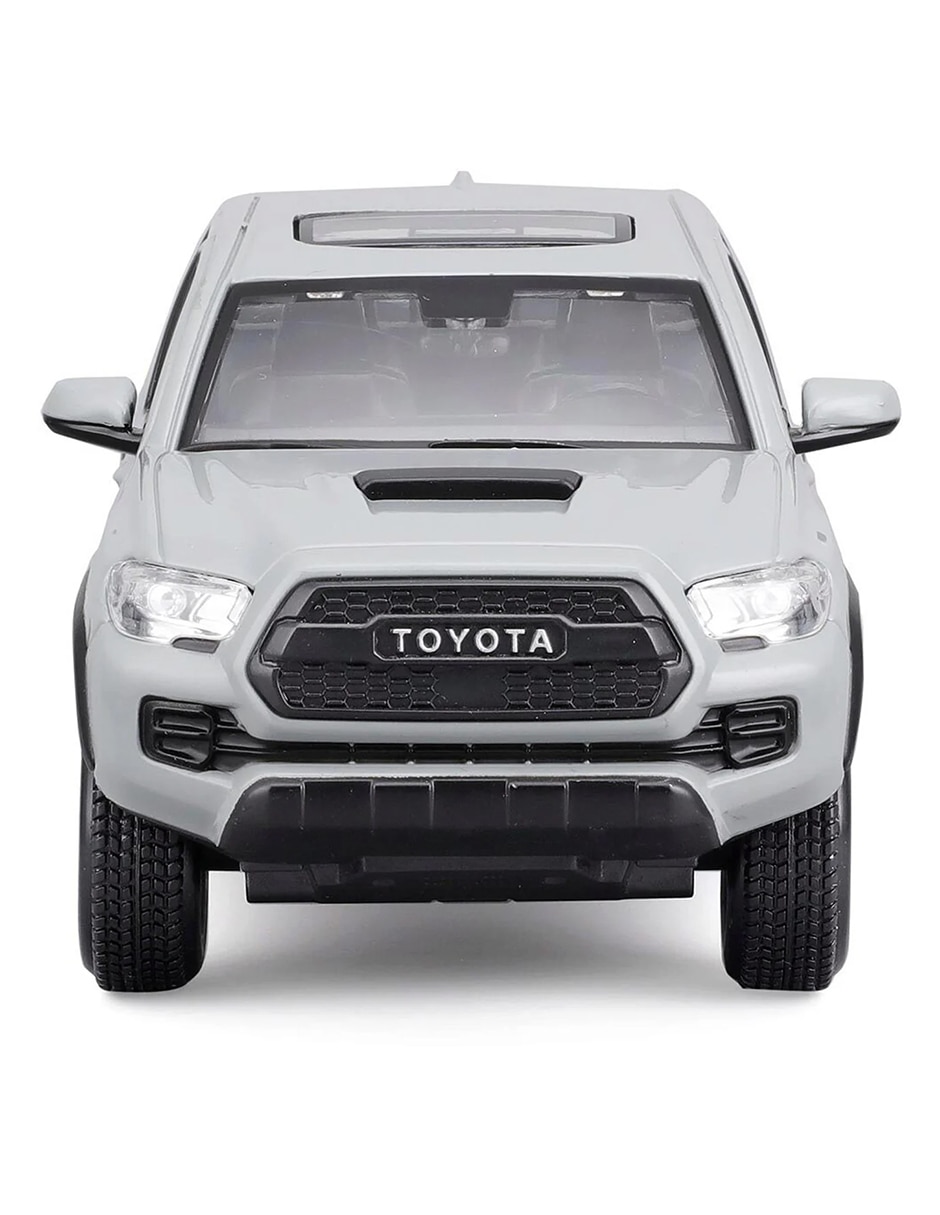 Vehículo a escala 2023 Toyota Tacoma TRD PRO 5