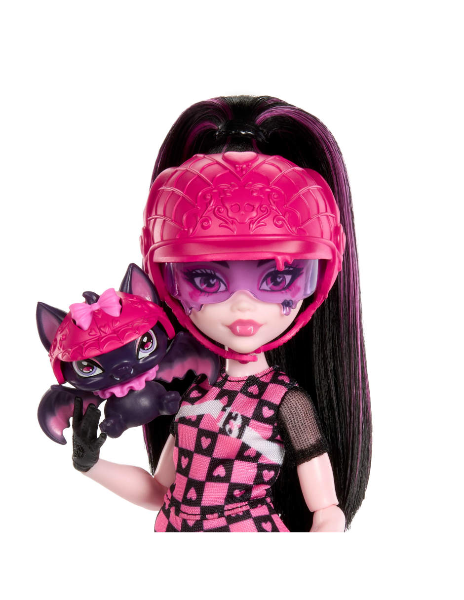 Muñeca Fashion Draculaura con scooter 5