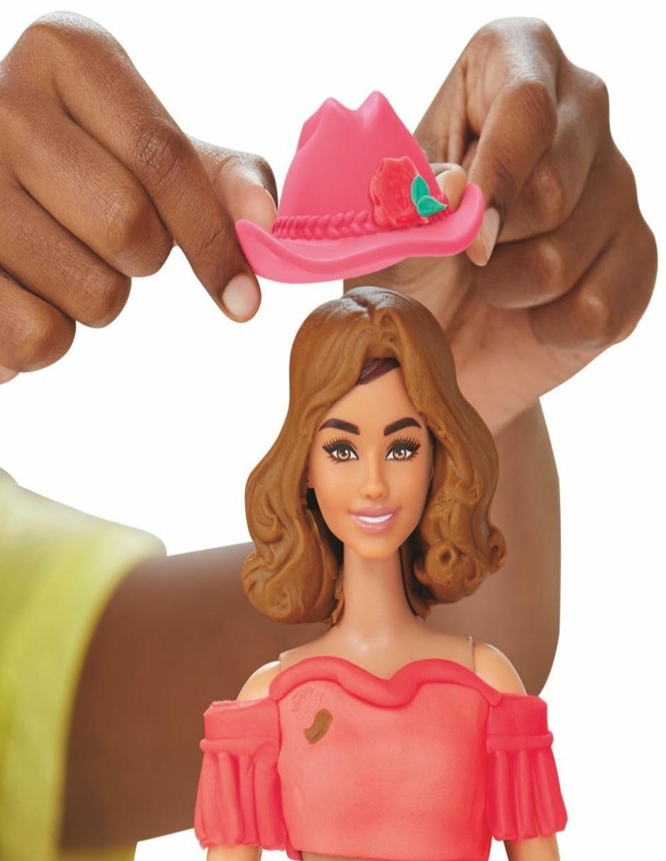 Set muñecas Barbie rosas y cerquillos 7
