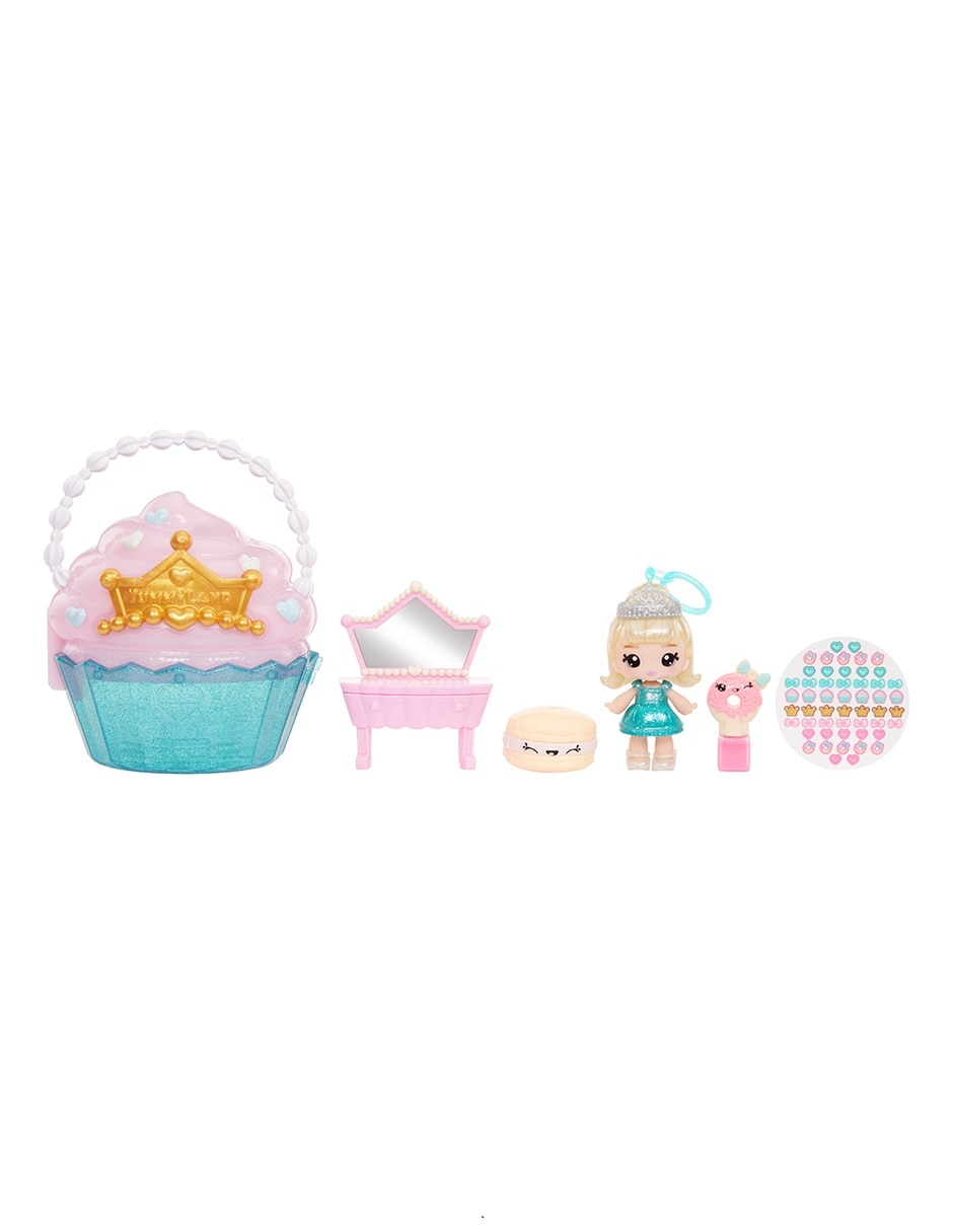 Muñeca fashion yummiland world playset with lip gloss