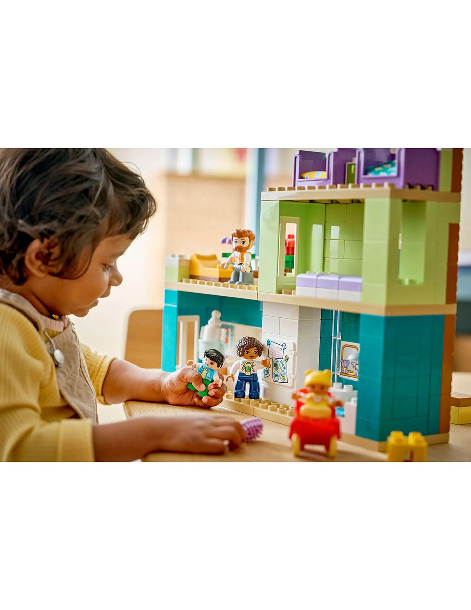 Duplo Casa Familiar Moderna 3 en 1 con Figuras 10470 8