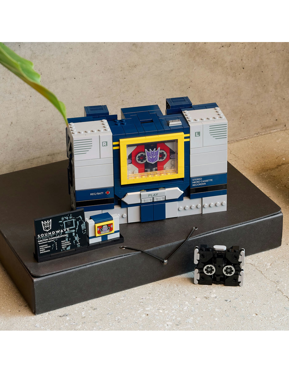 Transformers soundwave 10358 7