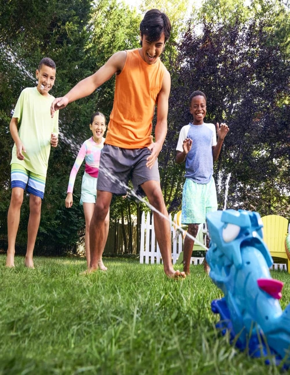 Lanzador de agua Super Soaker Hop & Chomp 11